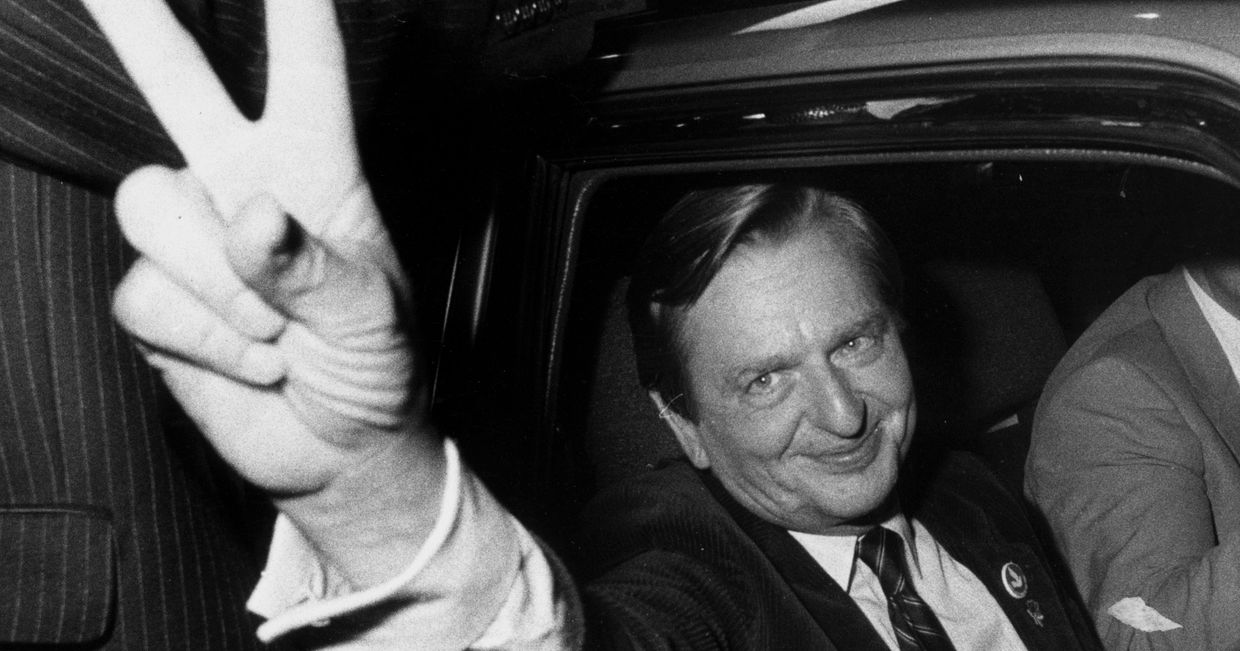 19 сентября 1982. Улоф Пальме радуется победе Социал-демократической партии на выборах
