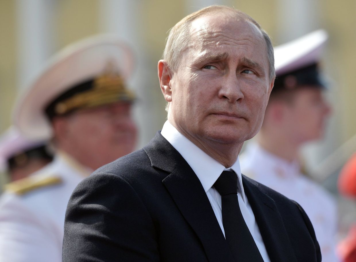 Президент РФ В. Путин принял участие в праздновании Дня ВМФ РФ в Санкт-Петербурге 28 июля 2019 года