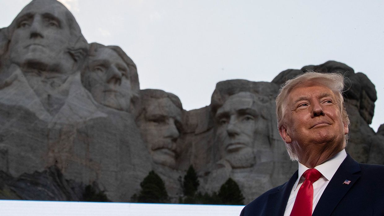 Президент США Дональд Трамп выступает по случаю Дня Независимости США