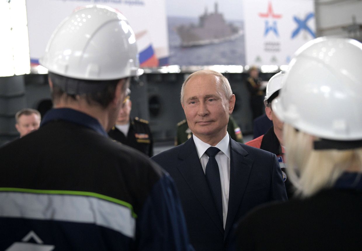 Рабочая поездка президента РФ В. Путина в республику Крым