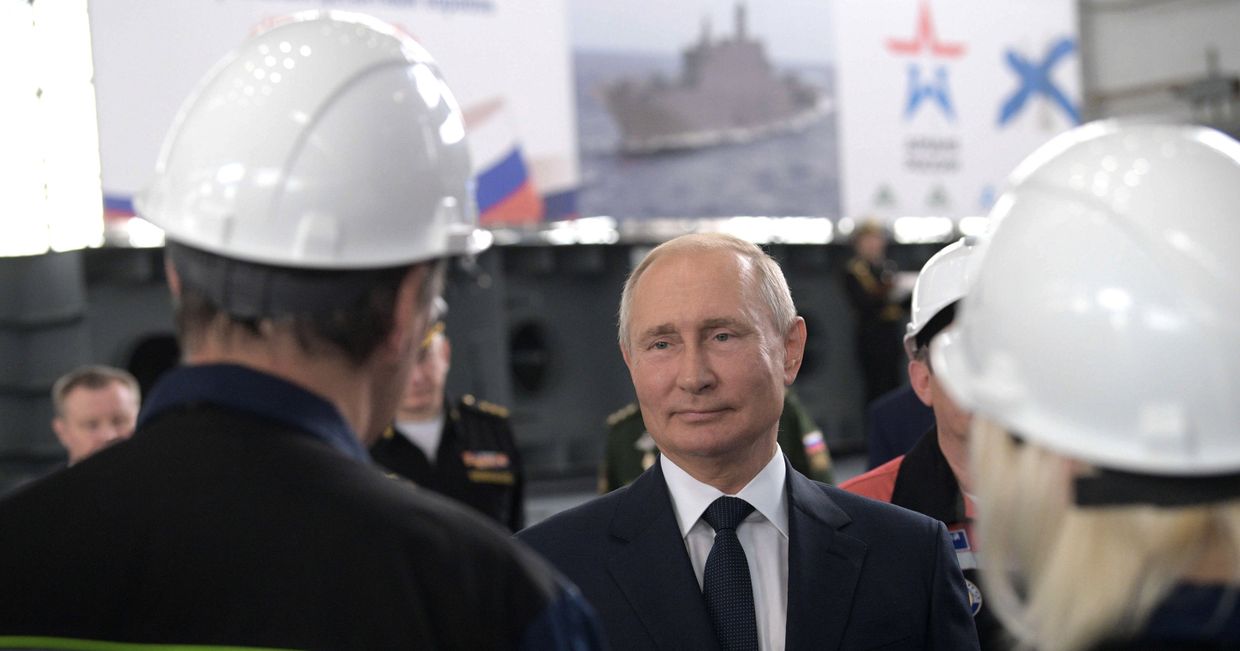 Рабочая поездка президента РФ В. Путина в республику Крым
