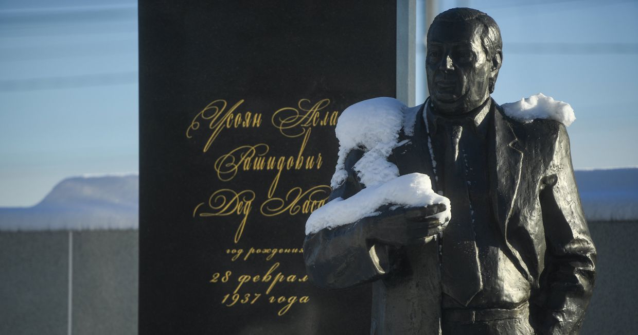 Памятник на могиле криминального авторитета Аслана Усояна Памятник на могиле криминального авторитета Аслана Усояна