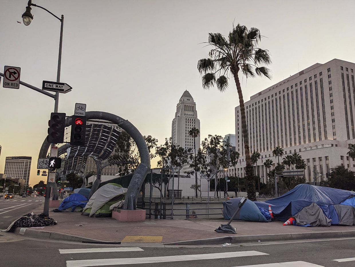 Лагерь бездомных в центре Лос-Анджелеса