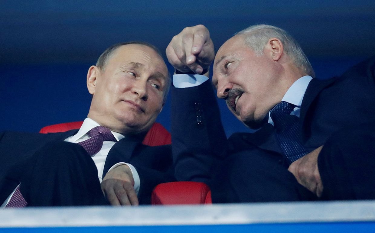 Президент России Владимир Путин и президент Белоруссии Александр Лукашенко на церемонии закрытия Европейских игр-2019 в Минске