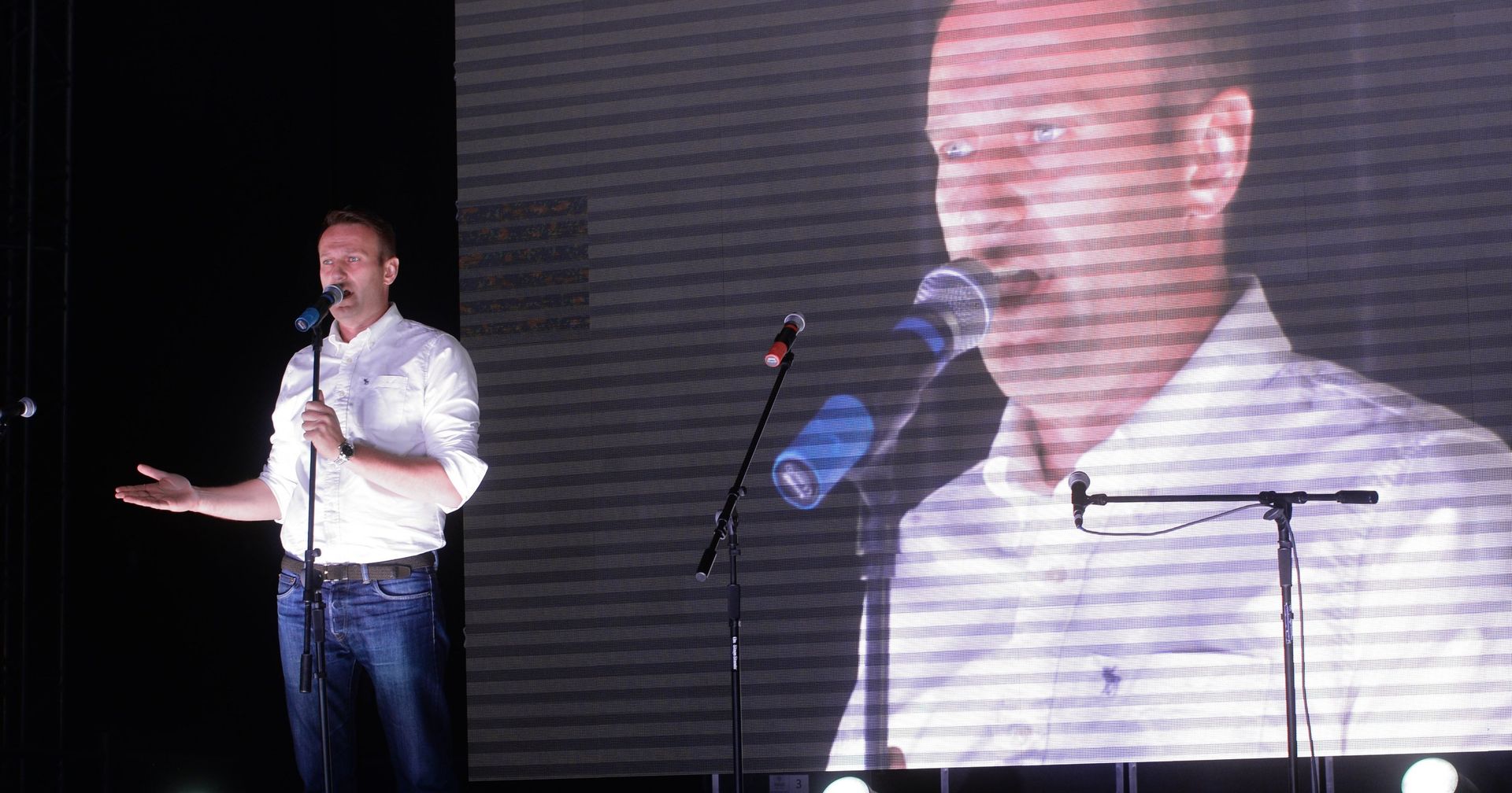 Алексей Навальный во время выступления на оппозиционном митинге в Москве - ИноСМИ, 1920, 04.10.2020