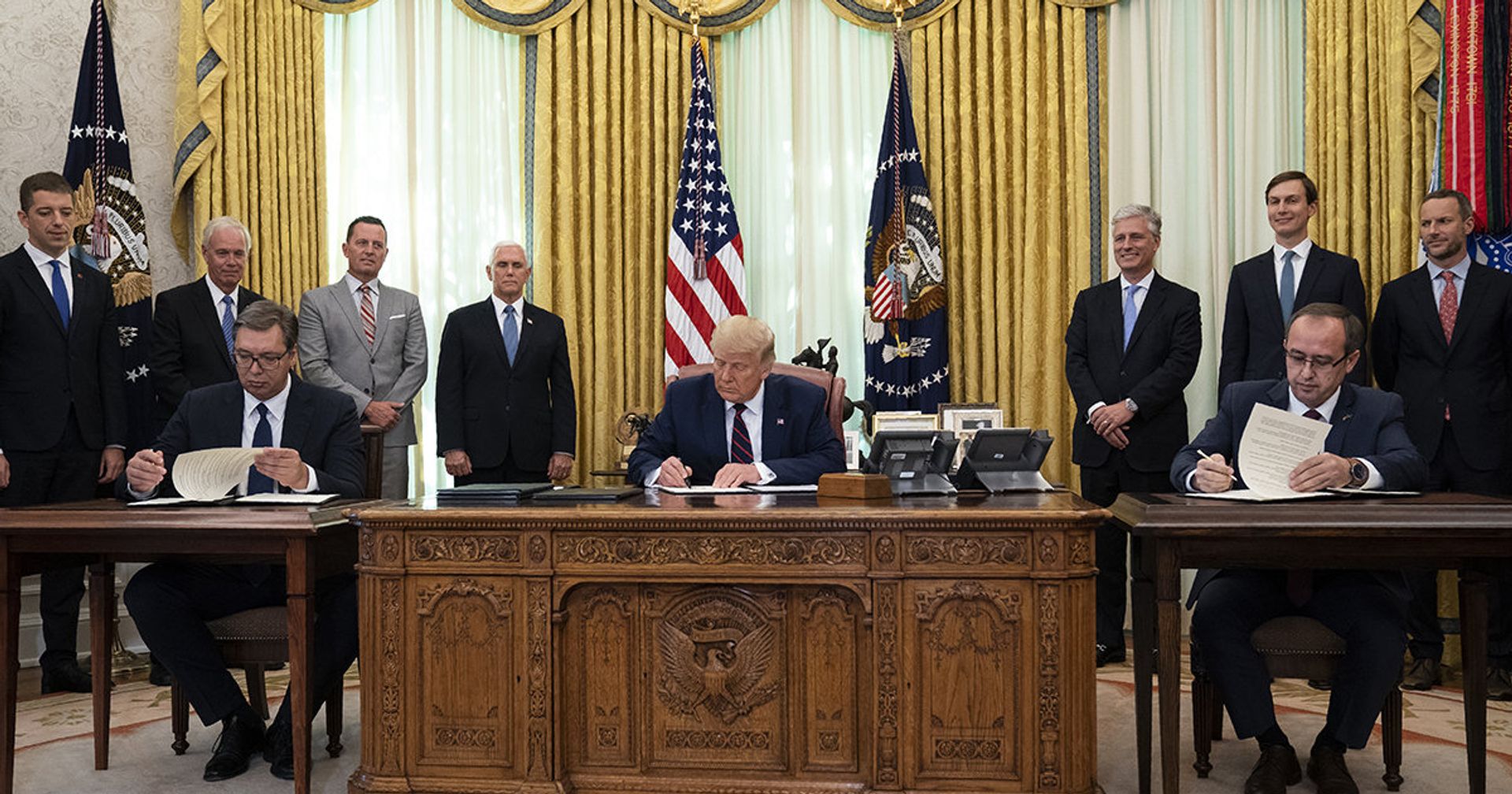 Президент США Дональд Трамп, премьер-министр Косово Авдулла Хоти и президент Сербии Александр Вучич - ИноСМИ, 1920, 10.09.2020