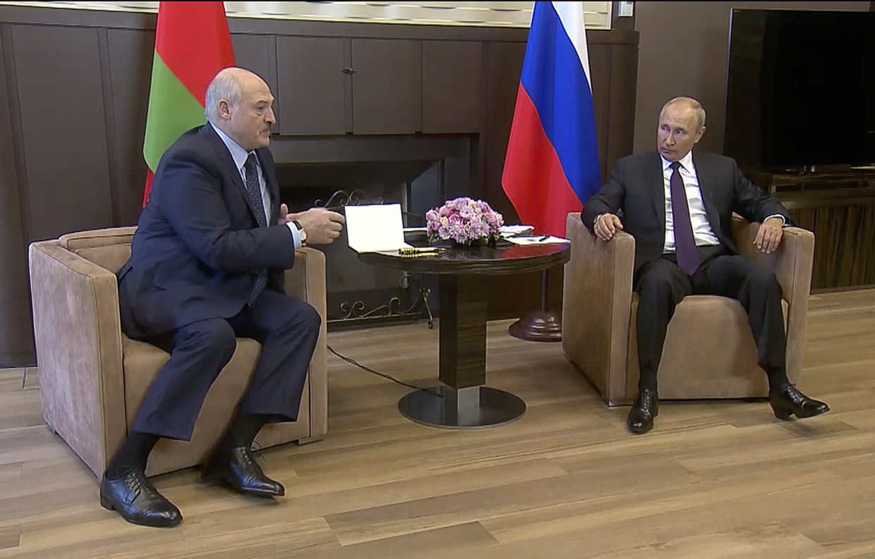 Президент РФ Владимир Путин и президент Белоруссии Александр Лукашенко