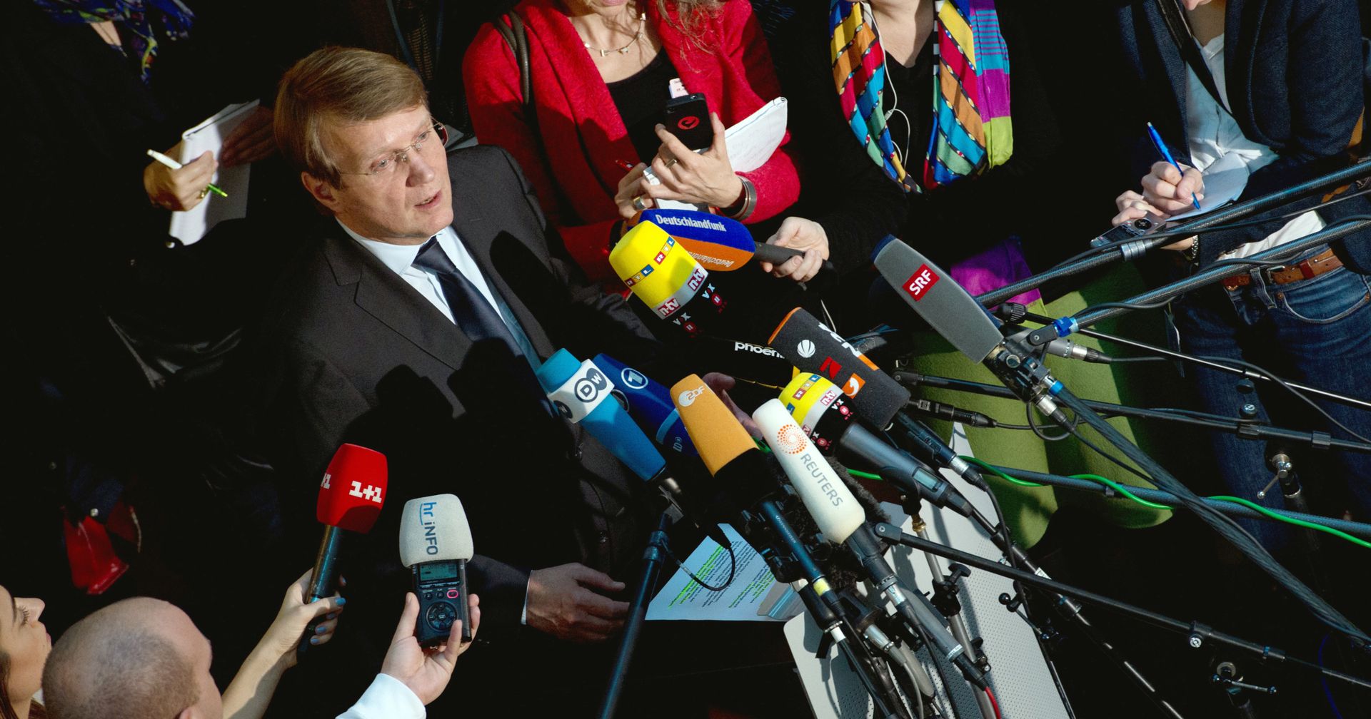 Рональд Пофалла отвечает на вопросы журналистов Рональд Пофалла отвечает на вопросы журналистов - ИноСМИ, 1920, 21.09.2020