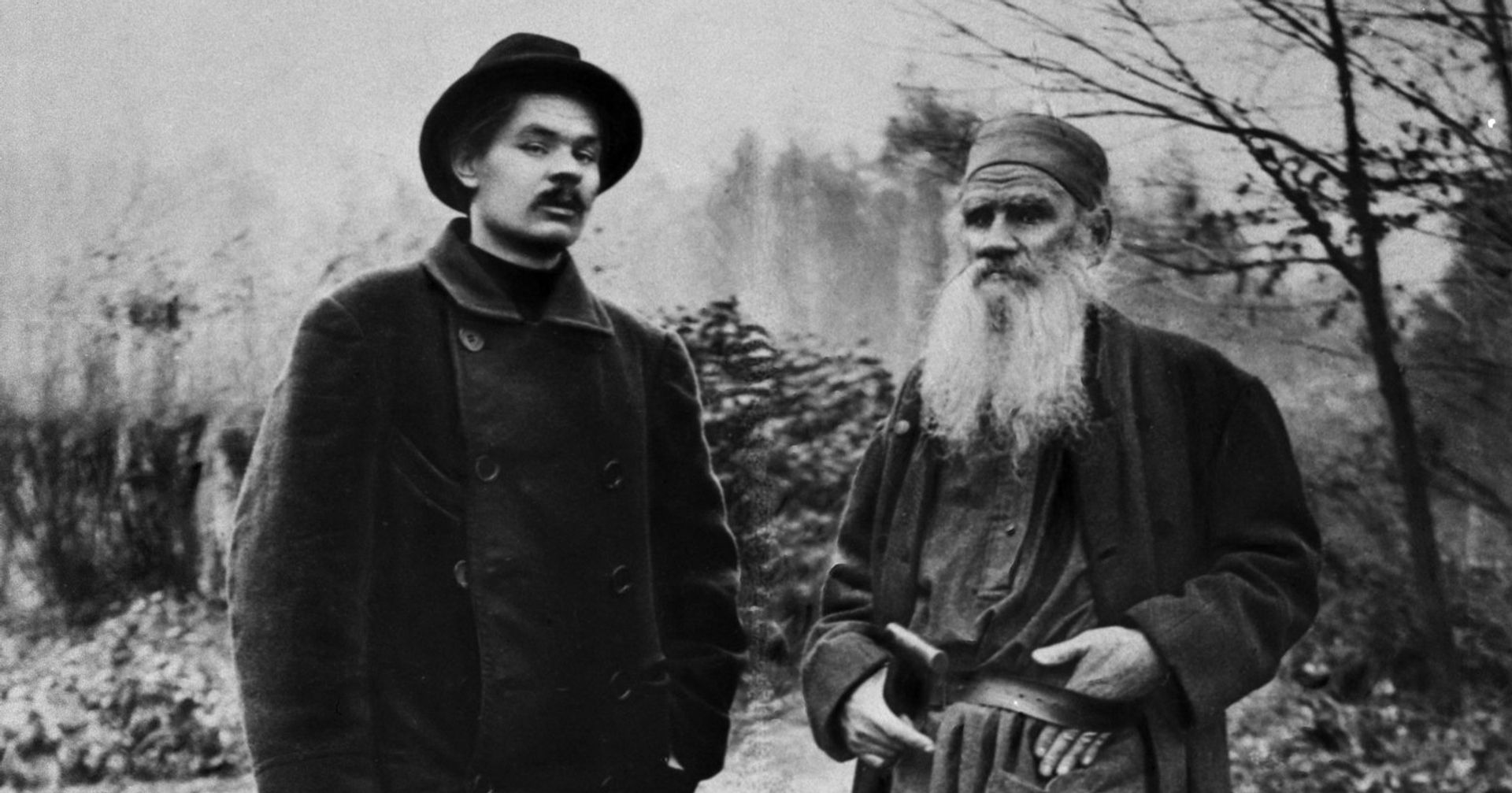 Писатели Максим Горький и Лев Толстой в Ясной поляне - ИноСМИ, 1920, 27.09.2020