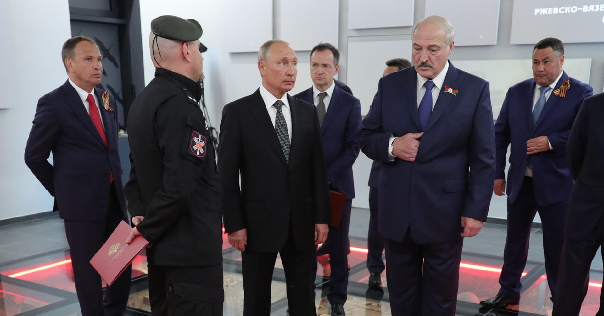 Президент РФ В. Путин и президент Белоруссии А. Лукашенко открыли Ржевский мемориал Советскому солдату - ИноСМИ, 1920, 25.09.2020
