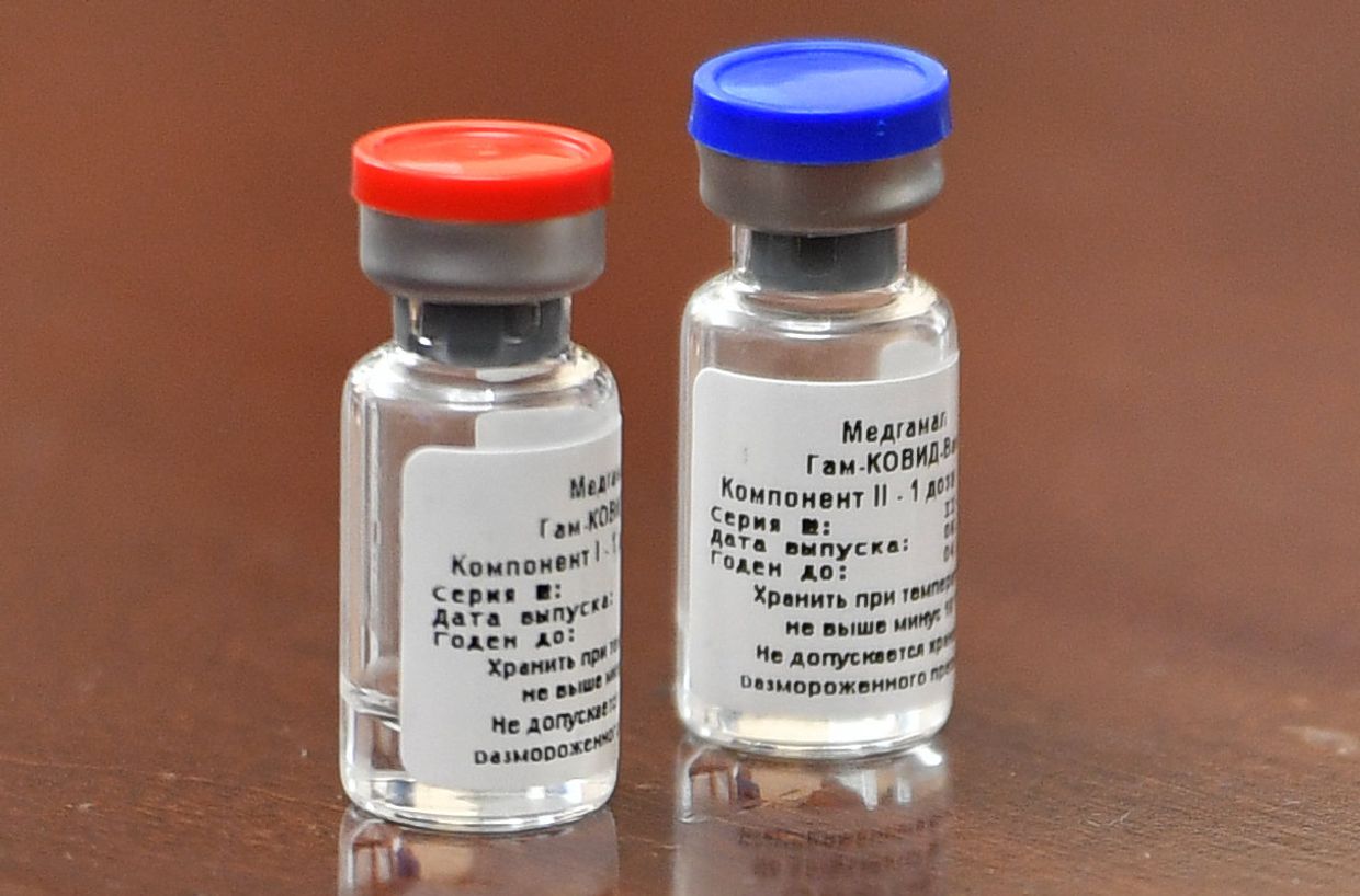 Брифинг, посвященный первой в мире зарегистрированной вакцине от COVID-19