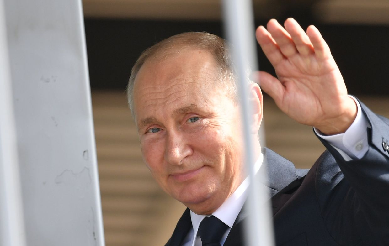 Рабочая поездка президента РФ В. Путина в Южный федеральный округ