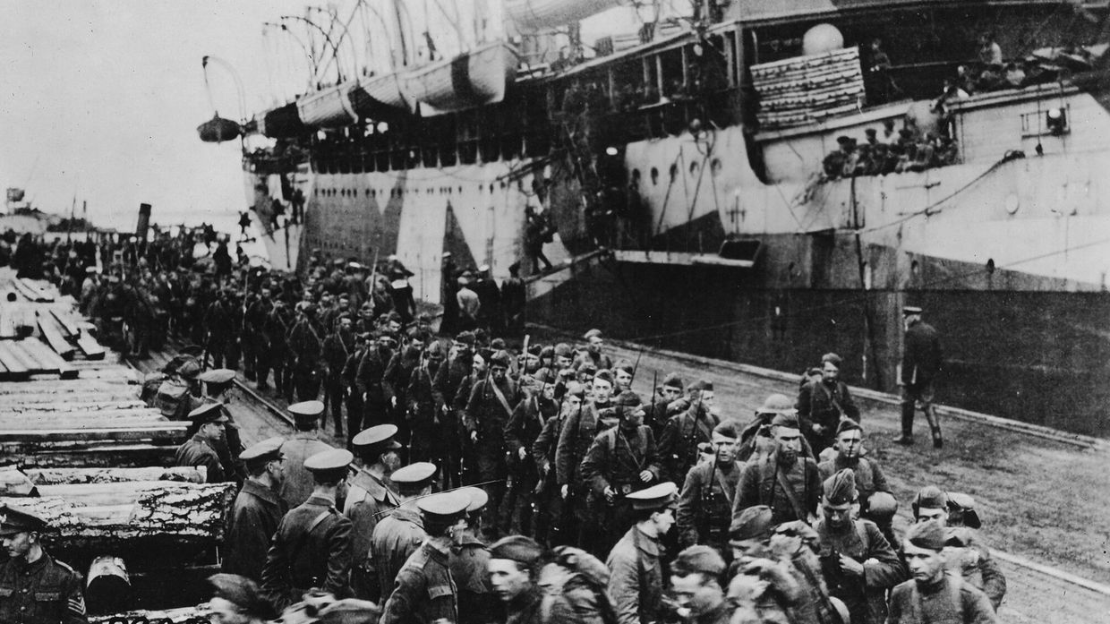 Солдаты армии США после высадки в Архангельске в сентябре 1918 года
