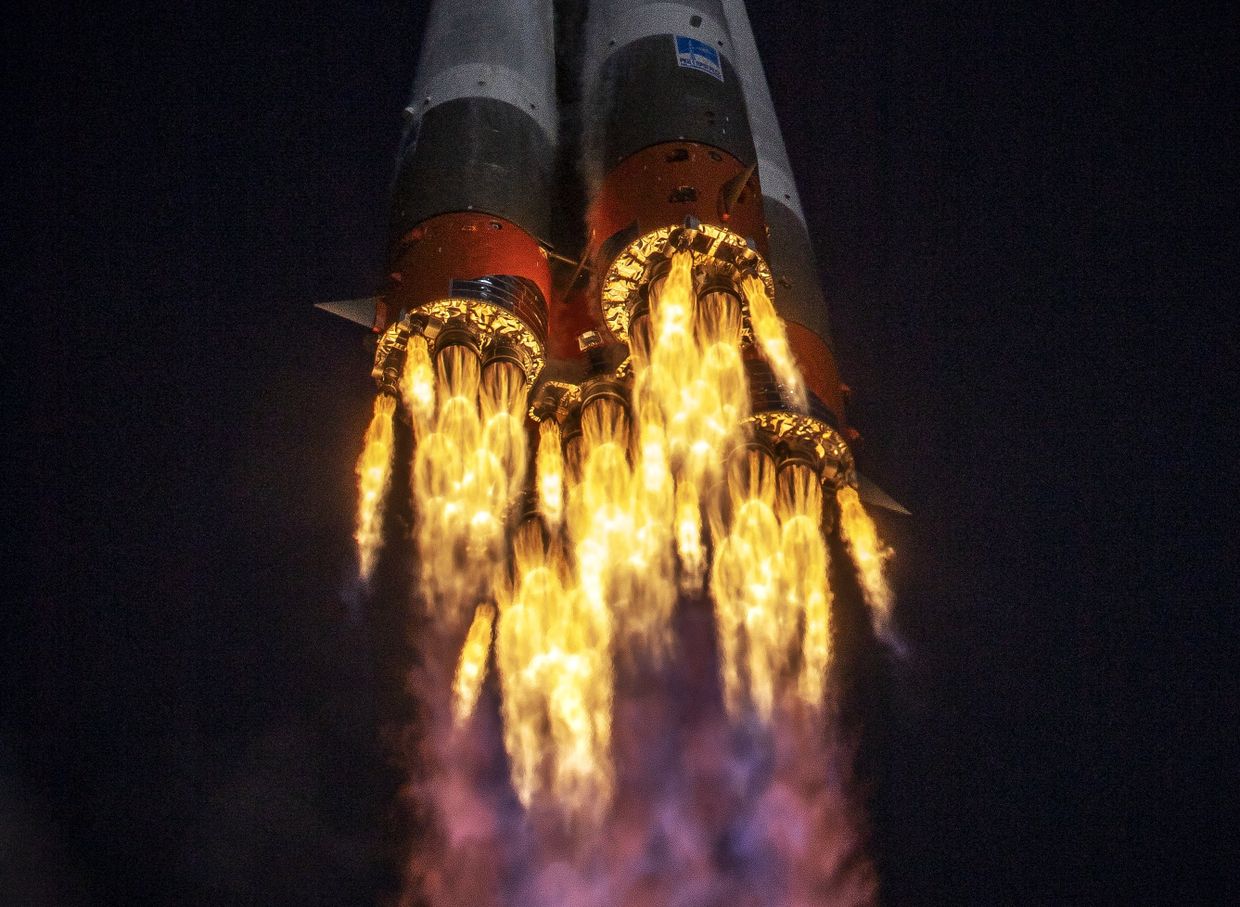 Запуск РН Союз-2-1а с кораблем Союз МС-17 с космодрома Байконур