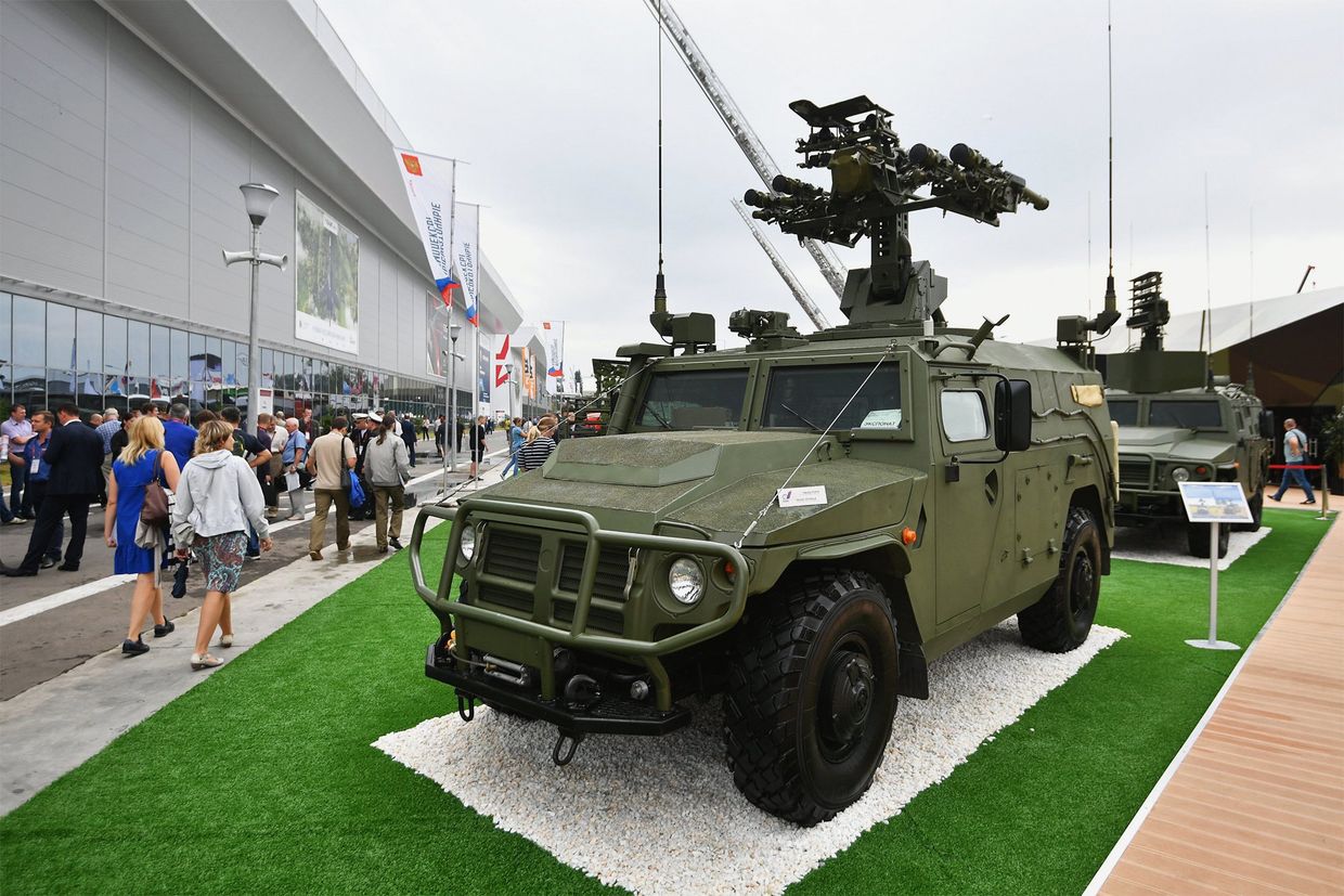 Международный военно-технический форум Армия-2017. День второй