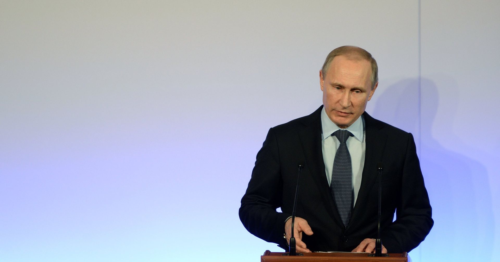 Посещение президентом РФ В.Путиным и премьер-министром РФ Д.Медведевым Президентского центра Б.Ельцина - ИноСМИ, 1920, 28.10.2020