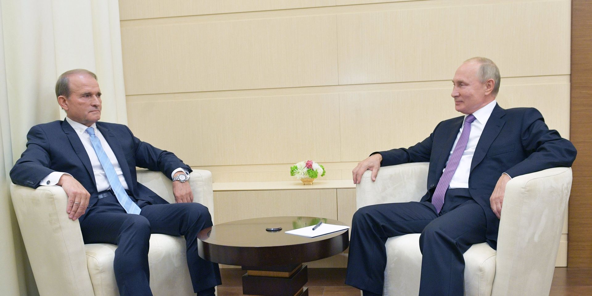 Президент РФ В. Путин провел встречу с председателем украинской партии В. Медведчуком - ИноСМИ, 1920, 02.11.2020
