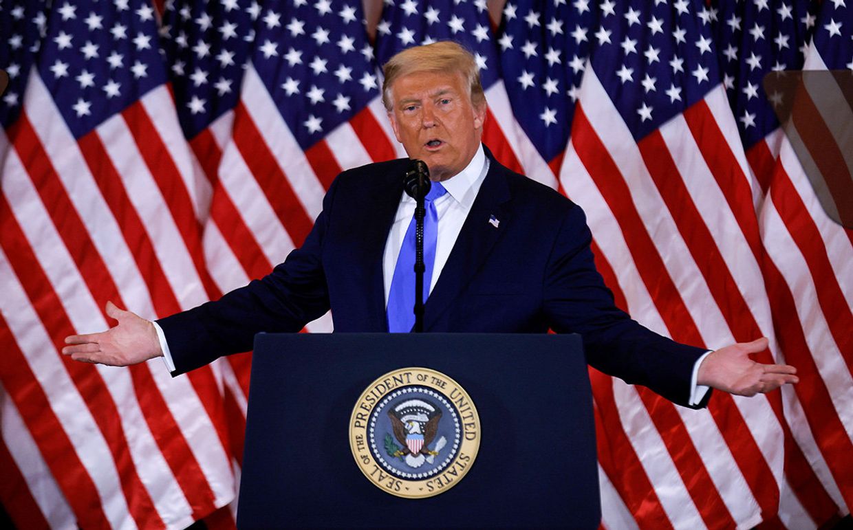 Президент США Дональд Трамп делает заявление по поводу выборов в Белом доме в Вашингтоне