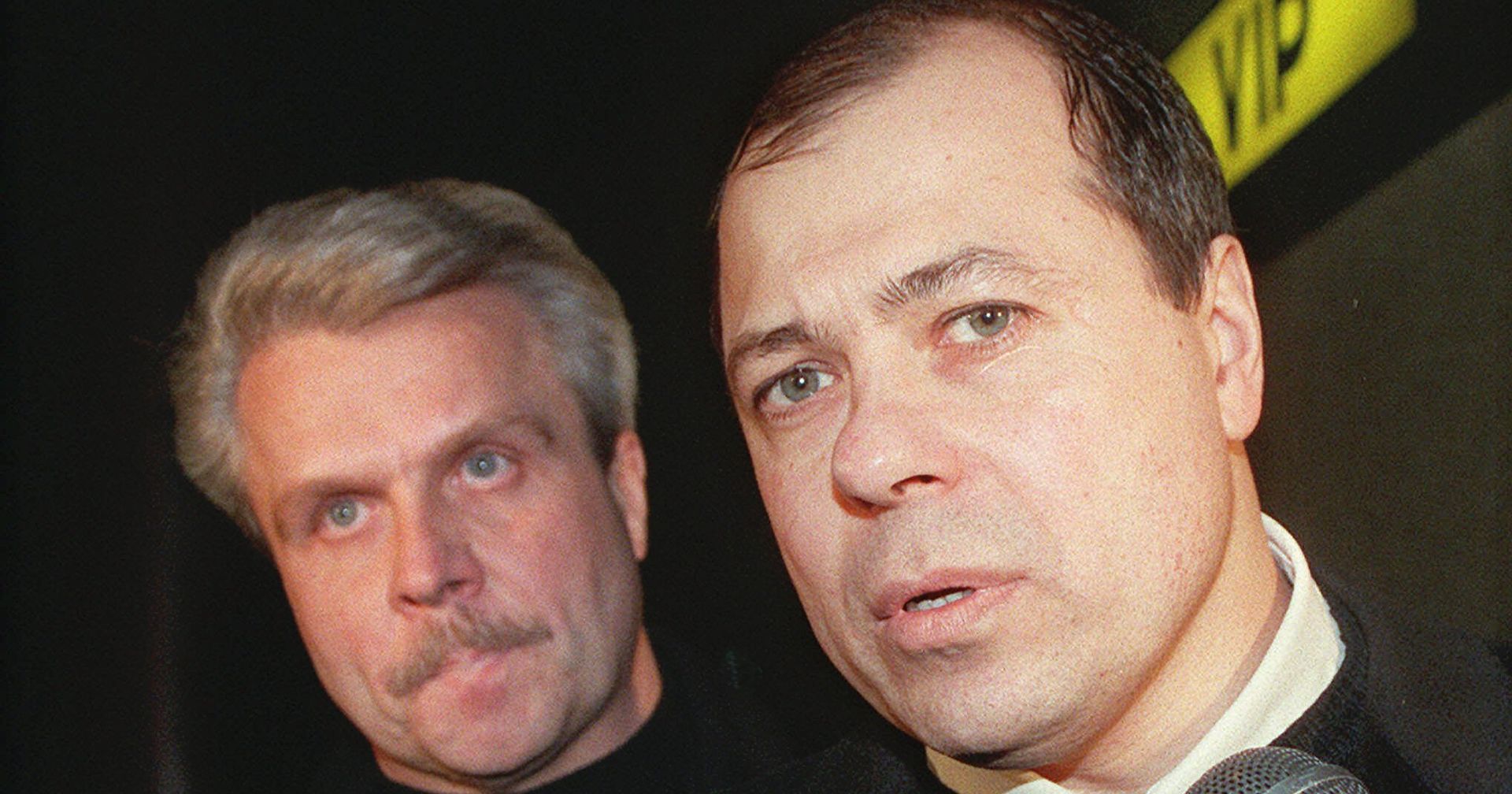 Сергей Михайлов в сопровождении адвоката в аэропорту Шереметьево в Москве - ИноСМИ, 1920, 06.11.2020
