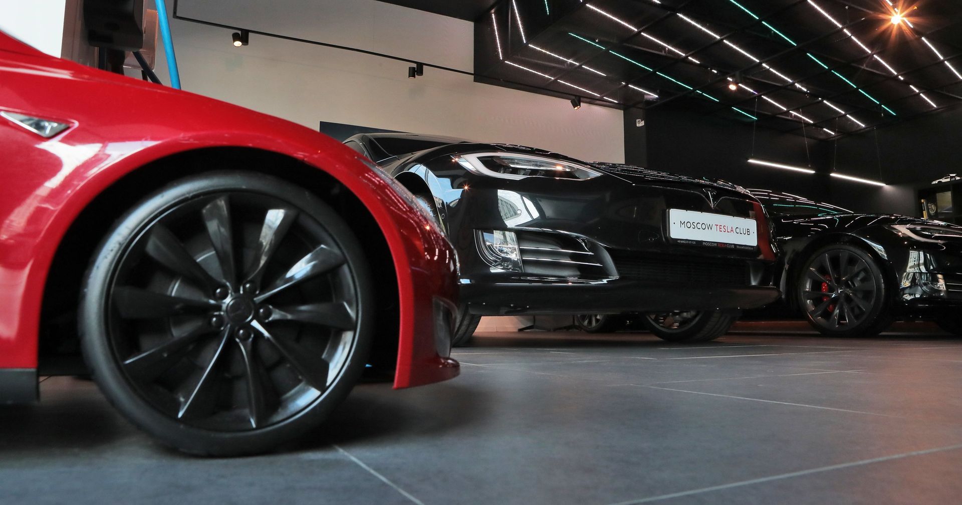 Автомобильный салон Moscow Tesla Club - ИноСМИ, 1920, 16.11.2020