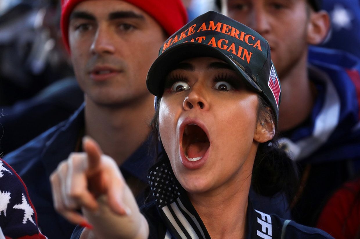 Сторонник президента США Дональда Трампа во время митинга в Вашингтоне