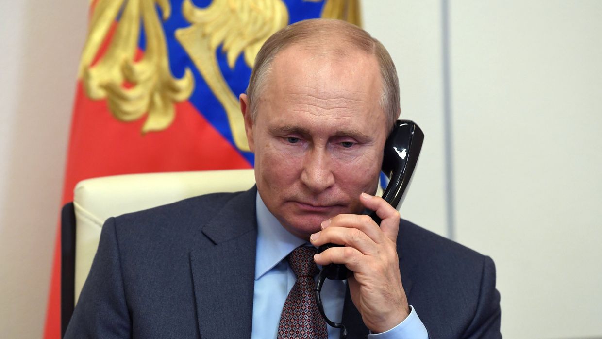 Президент РФ В. Путин провел встречу с премьер-министром РФ М. Мишустиным