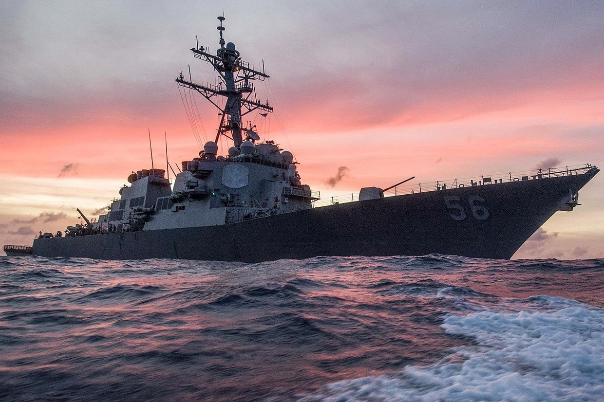 Эсминец США «Джон Маккейн» (USS John S. McCain)
