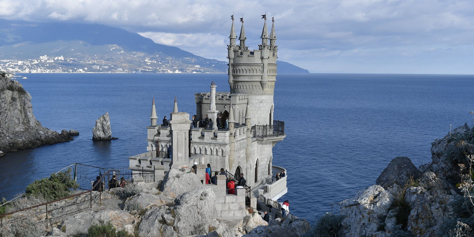 Открытие дворца-замка Ласточкино гнездо в Крыму - ИноСМИ, 1920, 09.08.2021