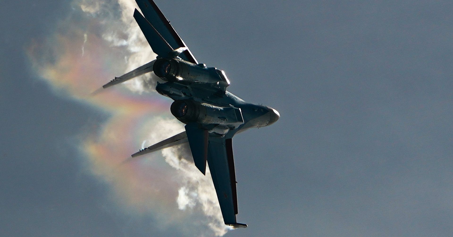 Истребитель Су-35 выполняет демонстрационный полет Истребитель Су-35 выполняет демонстрационный полет - ИноСМИ, 1920, 30.07.2021