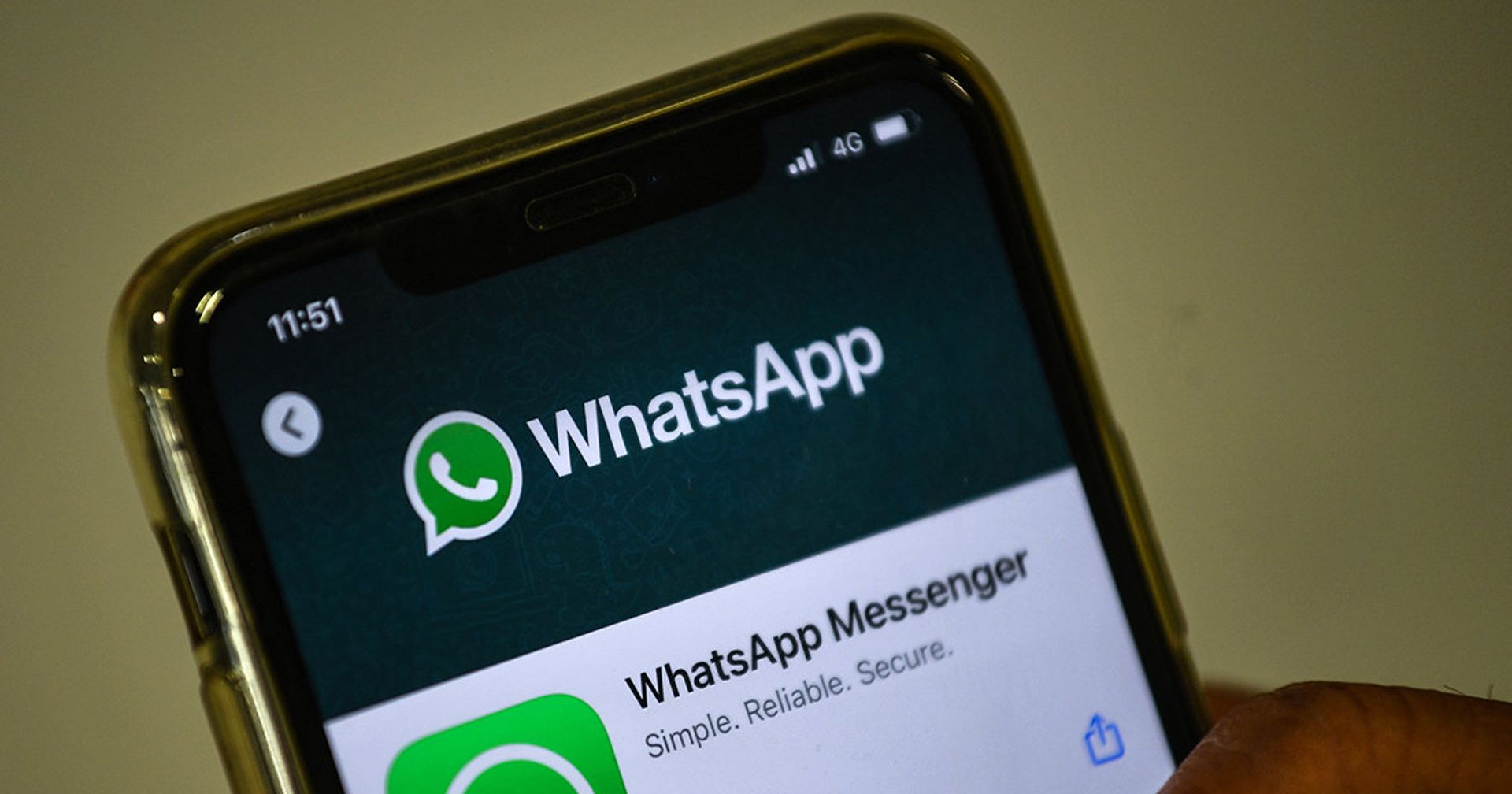 Приложение WhatsApp на экране смартфона - ИноСМИ, 1920, 02.12.2020