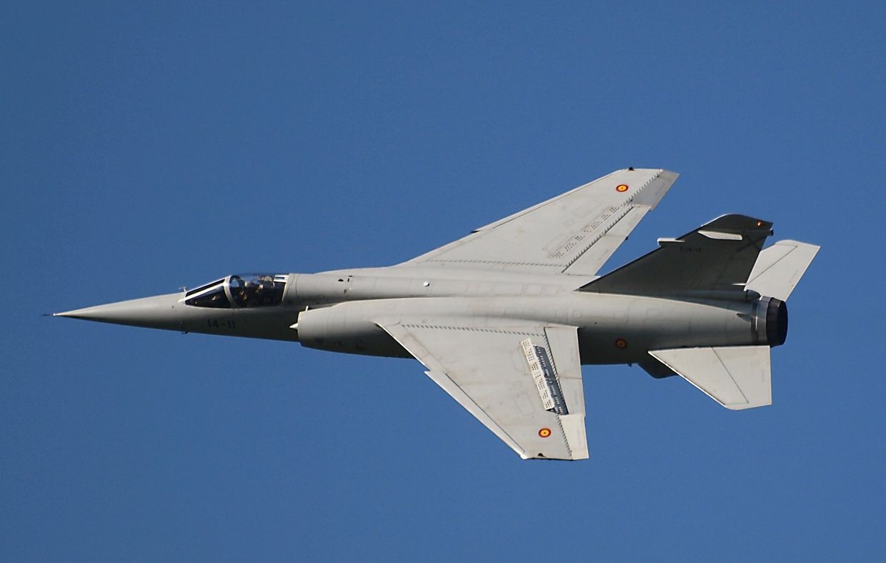 Испанский истредитель Дассо «Мираж» F1
