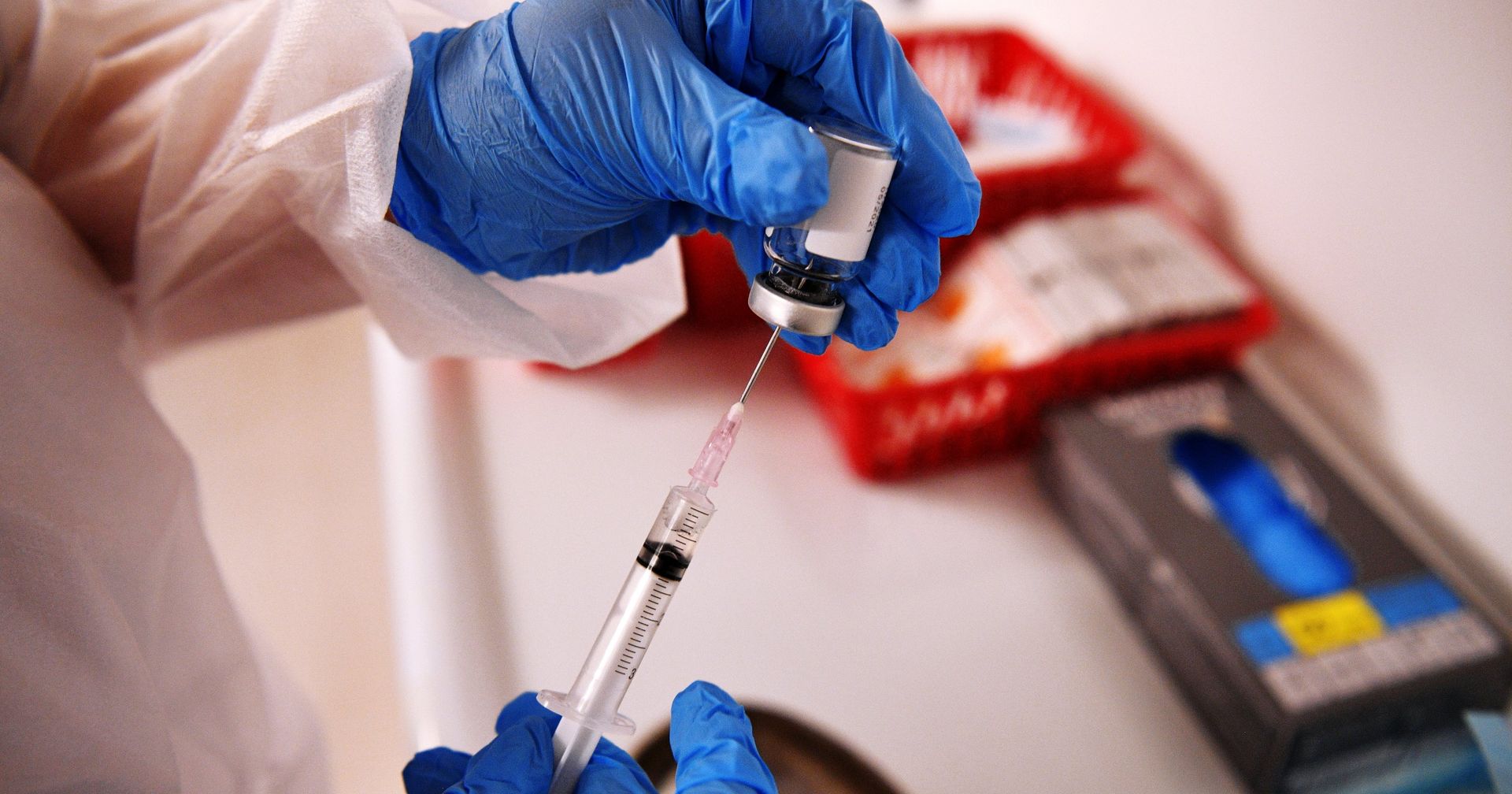 Открытие пункта вакцинации от COVID-19 на территории фудмолла Депо.Москва Открытие пункта вакцинации от COVID-19 на территории фудмолла Депо.Москва - ИноСМИ, 1920, 26.01.2021