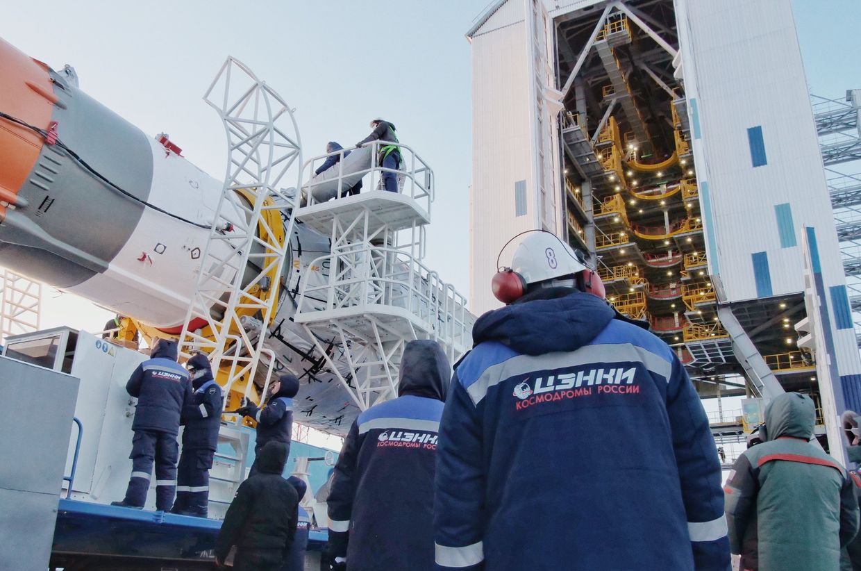 РКН Союз-2.1б с КА OneWeb установлена на стартовый стол на космодроме Восточный