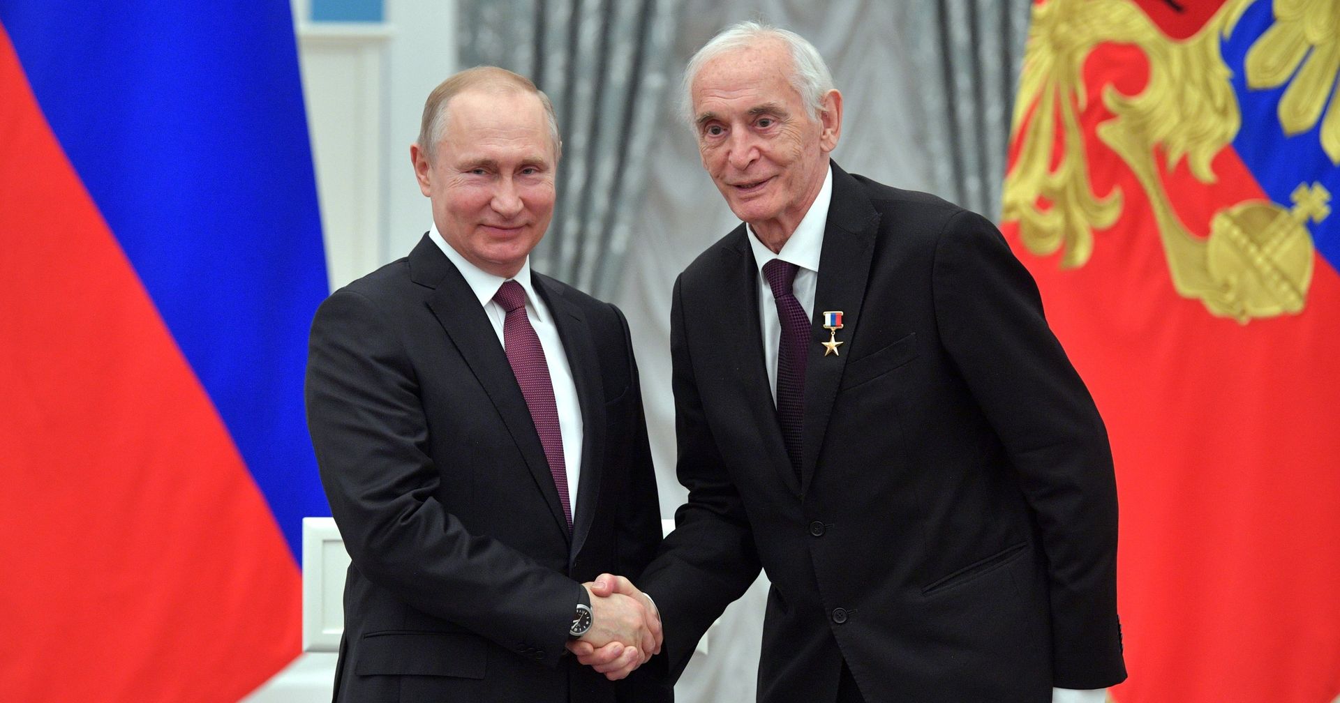 Президент РФ В. Путин вручил медали Герой Труда Российской Федерации Президент РФ В. Путин вручил медали Герой Труда Российской Федерации - ИноСМИ, 1920, 29.01.2021