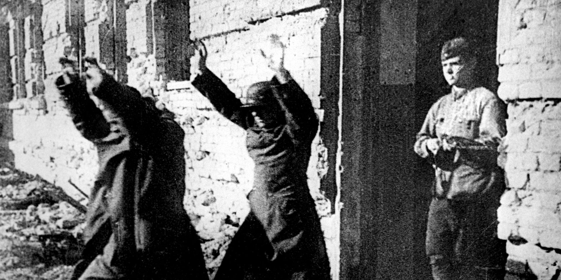 Немецкие пленные в Сталинграде. 25 января 1943 года - ИноСМИ, 1920, 01.10.2025