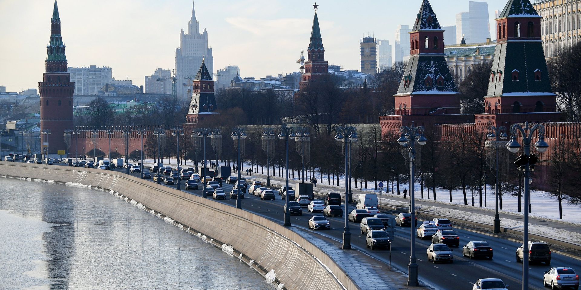 Кремлевская набережная в Москве - ИноСМИ, 1920, 24.02.2021