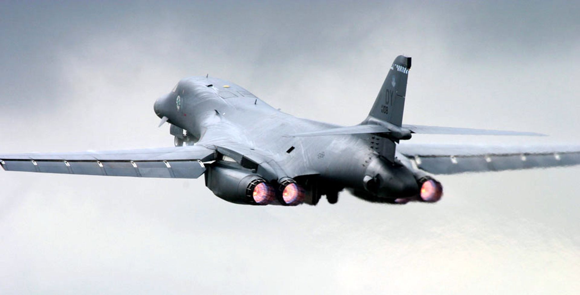 Американский бомбардировщик B-1B Lancer Американский бомбардировщик B-1B Lancer - ИноСМИ, 1920, 09.02.2021