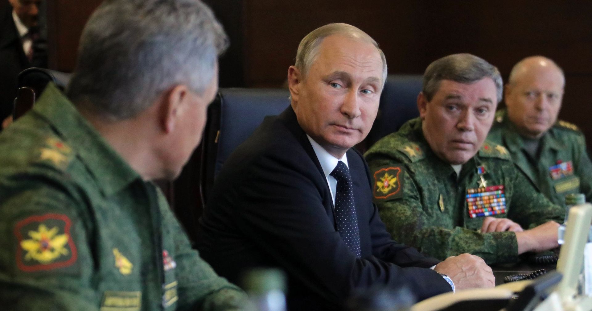 Президент РФ Владимир Путин во время инспекции действий вооружённых сил Союзного государства России и Белоруссии на учениях Запад-2017 - ИноСМИ, 1920, 10.02.2021