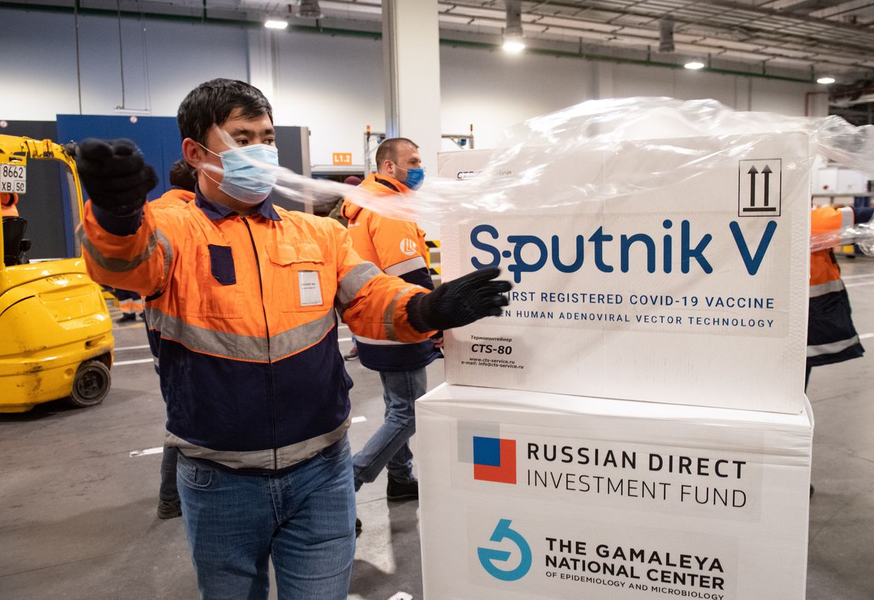 Доставка вакцины Sputnik V на склад в грузовой терминал Москва Карго