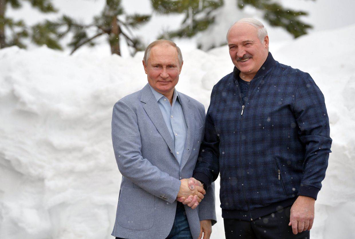 Президент РФ В. Путин встретился с президентом Белоруссии А. Лукашенко