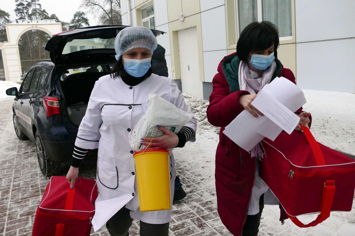 Старт вакцинации от коронавируса на Украине