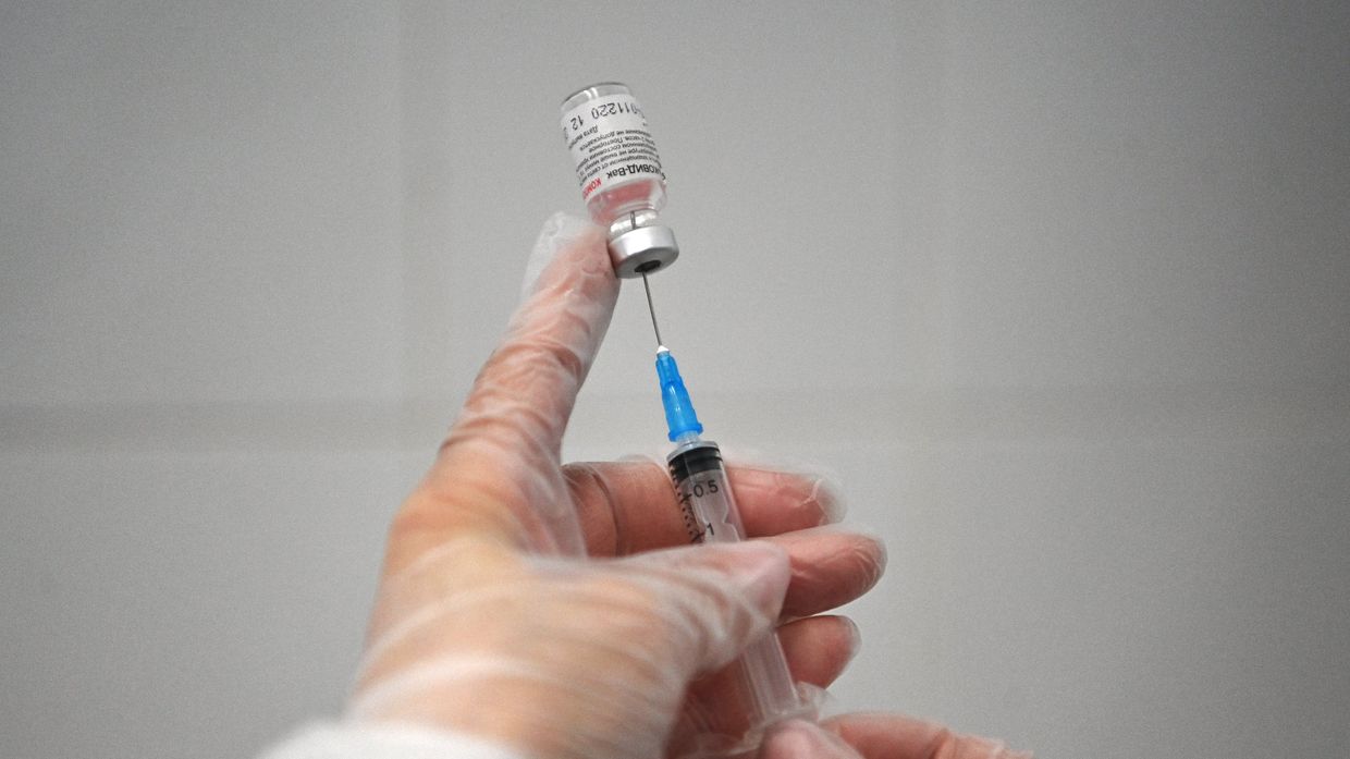 Вакцинация от COVID-19 курсантов Московского высшего общевойскового командного училища