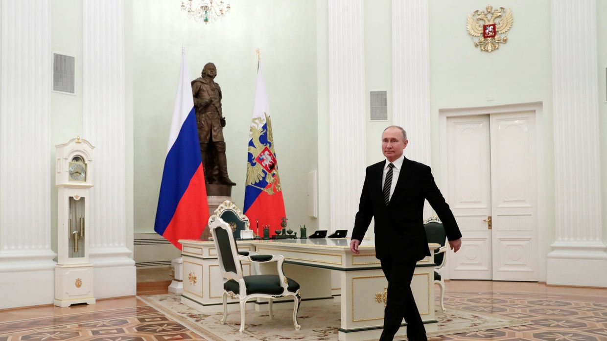 Президент РФ Владимир Путин в Кремле