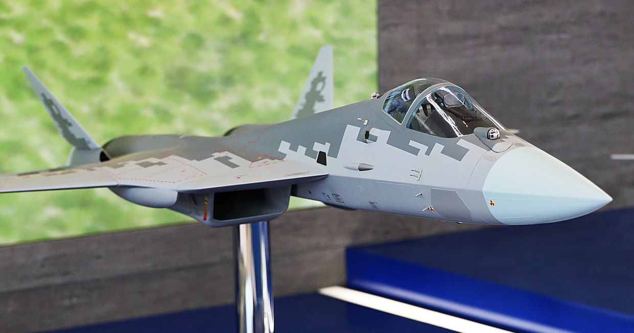 Модель самолета Су-57Э
