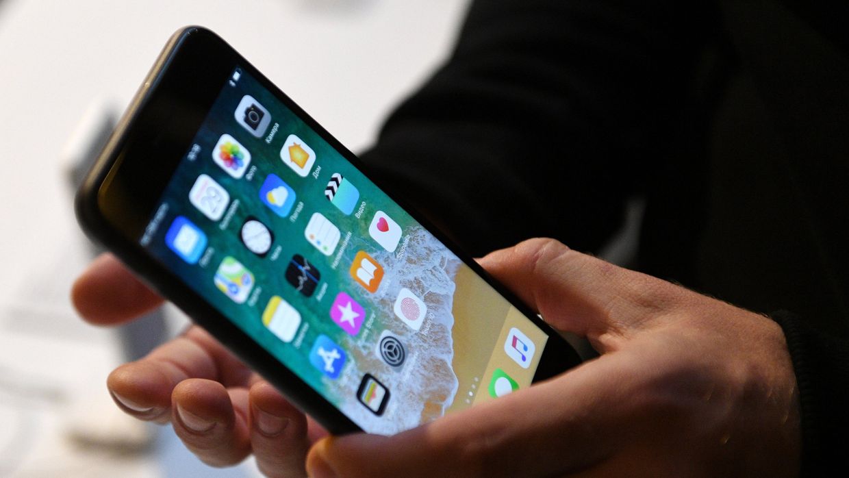 Смартфон Apple iPhone
