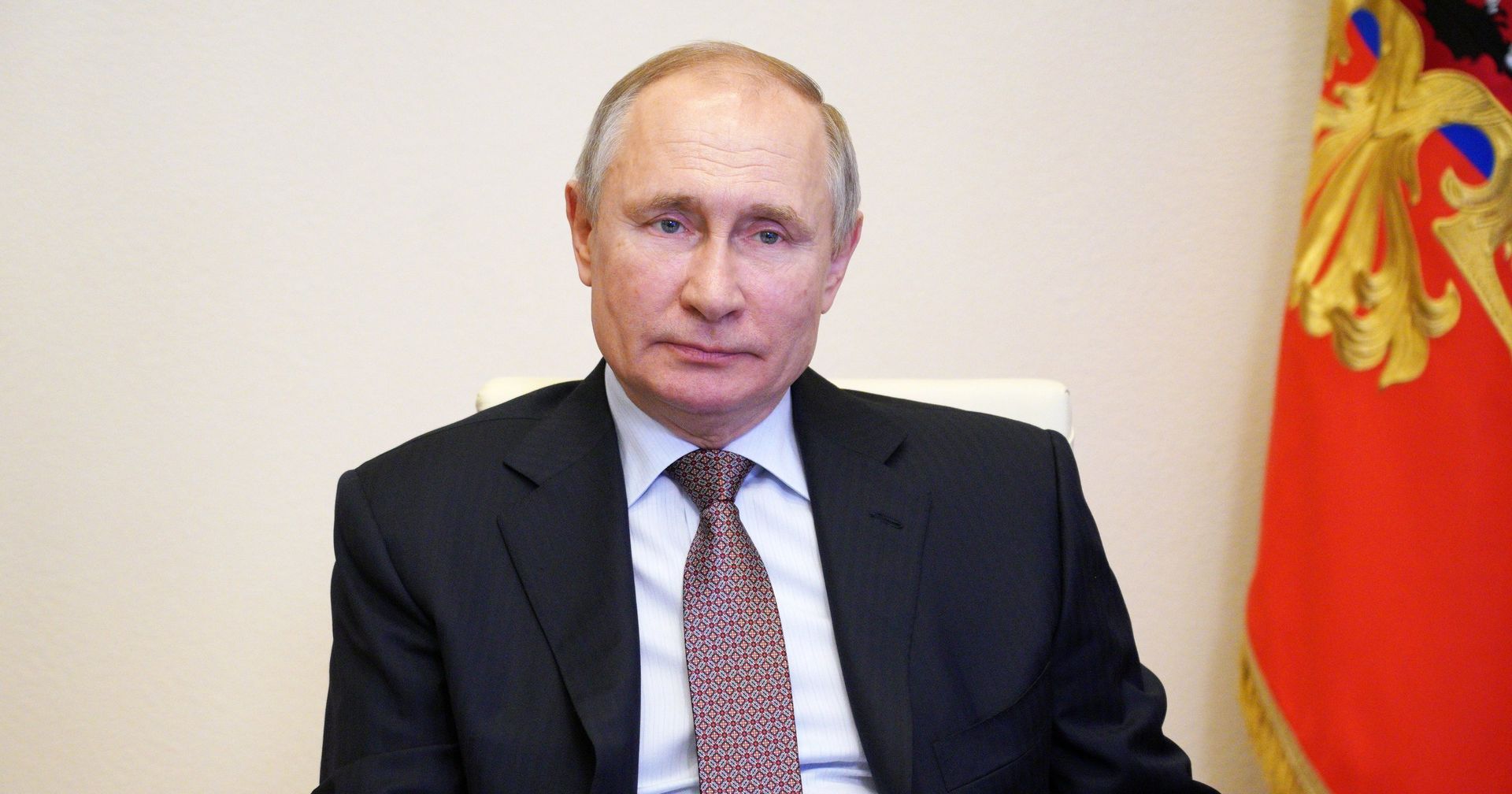 Президент РФ В. Путин принял участие в церемонии подписания соглашения между объединениями профсоюзов, работодателей и правительством РФ - ИноСМИ, 1920, 08.10.2021