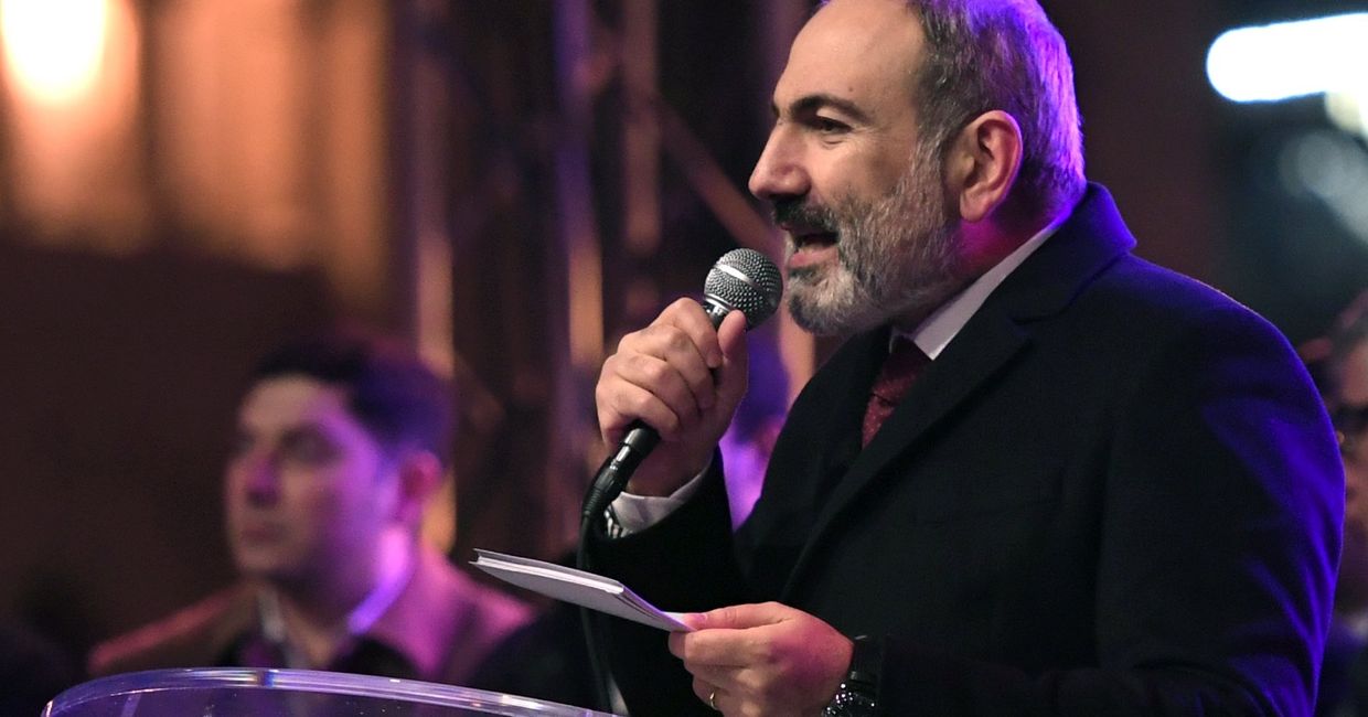 Акция сторонников премьер-министра Армении Н. Пашиняна в Ереване