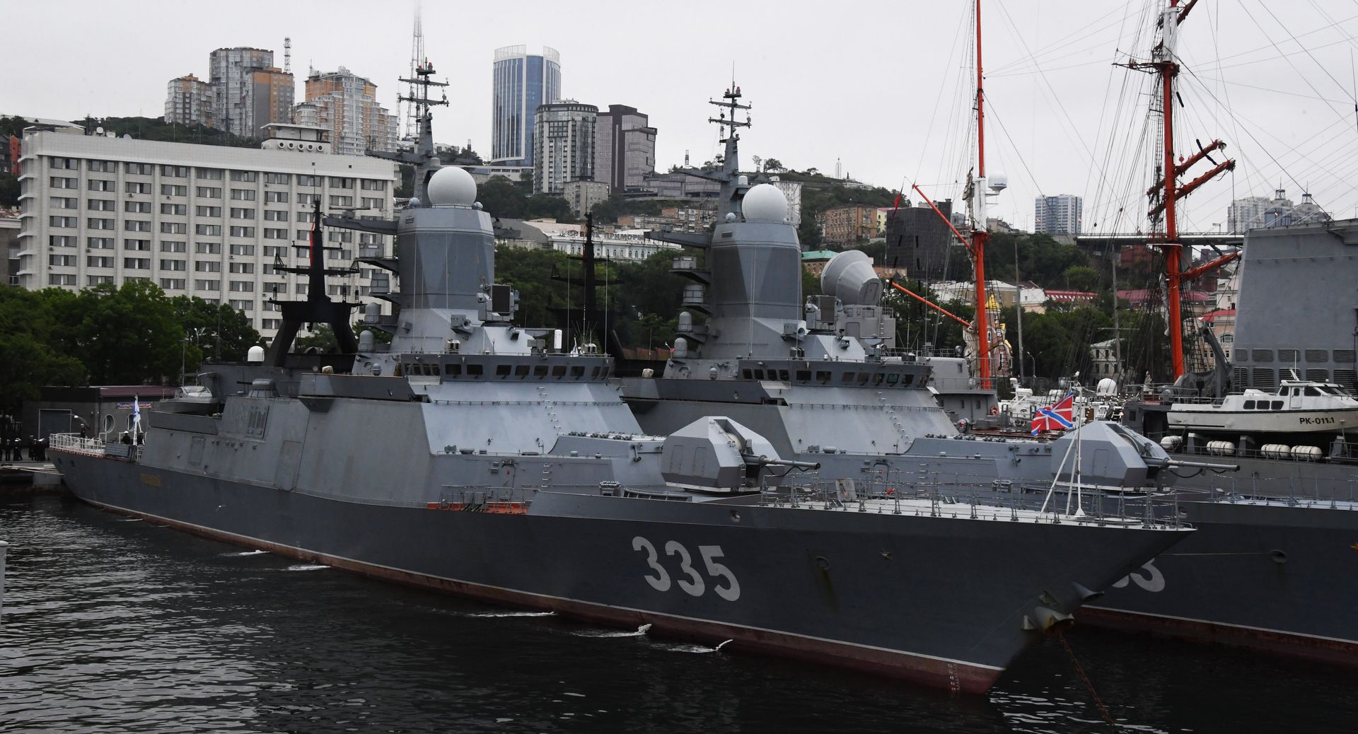 Встреча отряда боевых кораблей  Громкий и Совершенный во Владивостоке - ИноСМИ, 1920, 05.04.2021