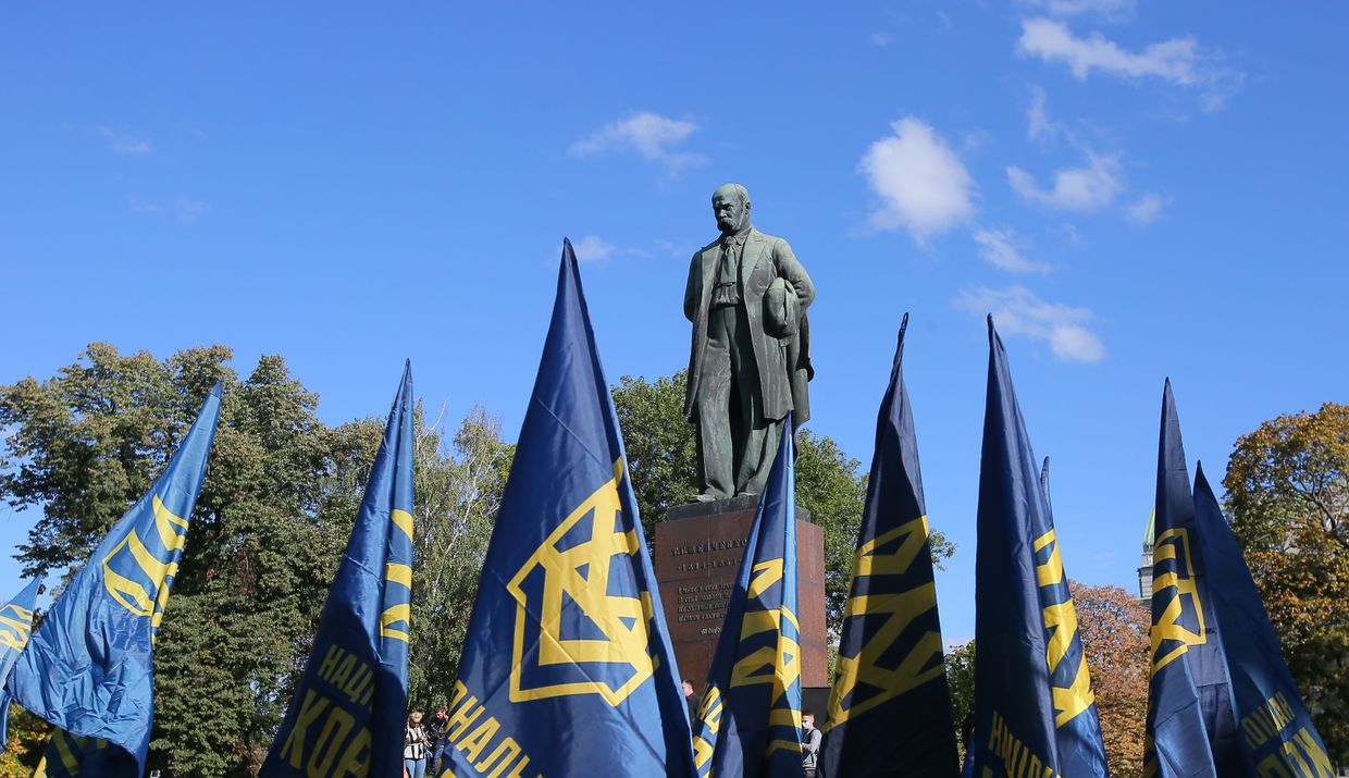 Марши националистов на Украине