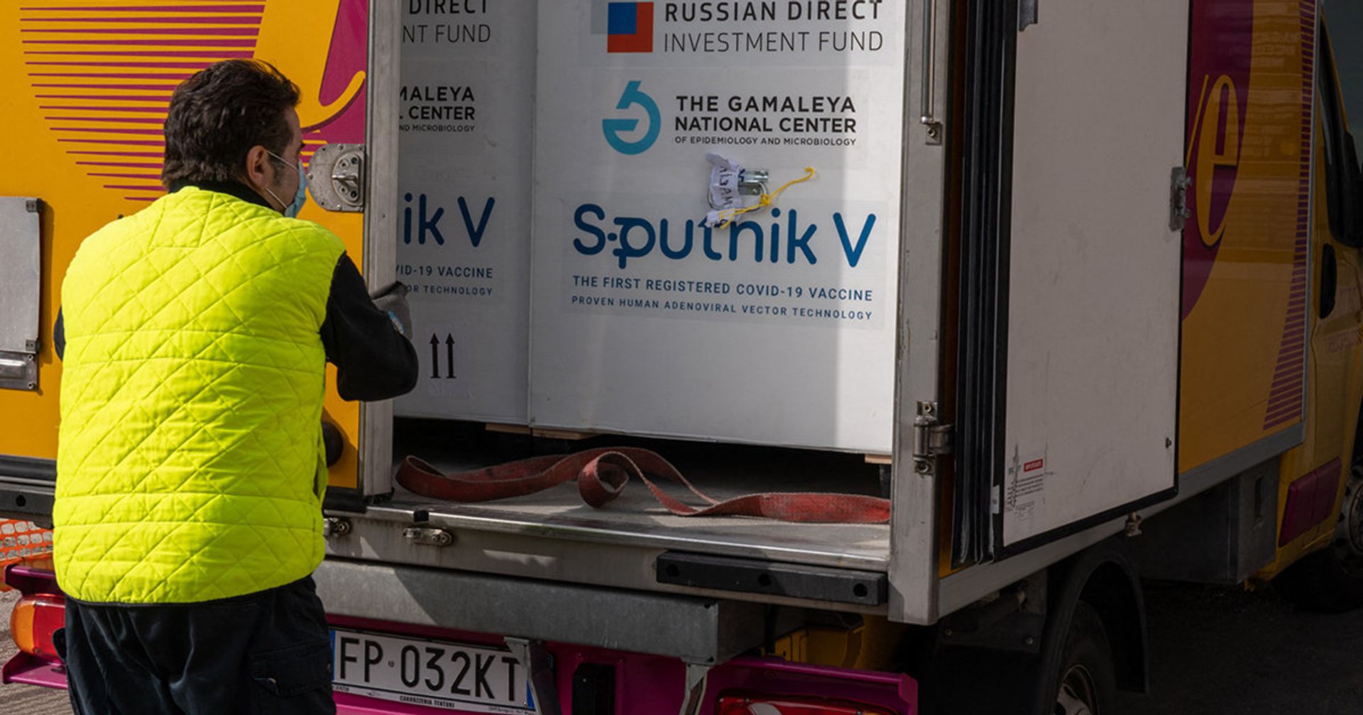 Партия вакцин Спутник V в Кайлунго, Сан-Марино Партия вакцин Спутник V в Кайлунго, Сан-Марино - ИноСМИ, 1920, 07.04.2021